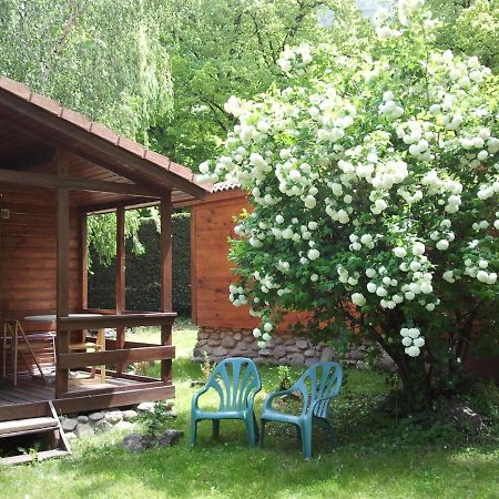 Les Chalets Quazemi A Casteil Bagian luar foto