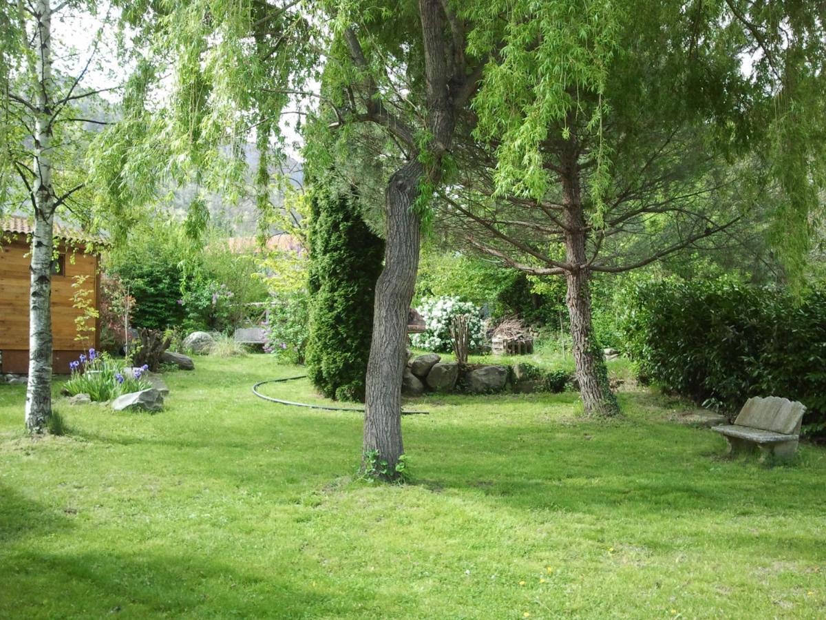 Les Chalets Quazemi A Casteil Bagian luar foto
