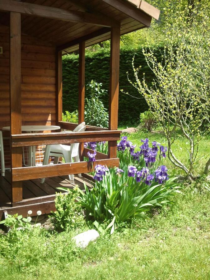Les Chalets Quazemi A Casteil Bagian luar foto
