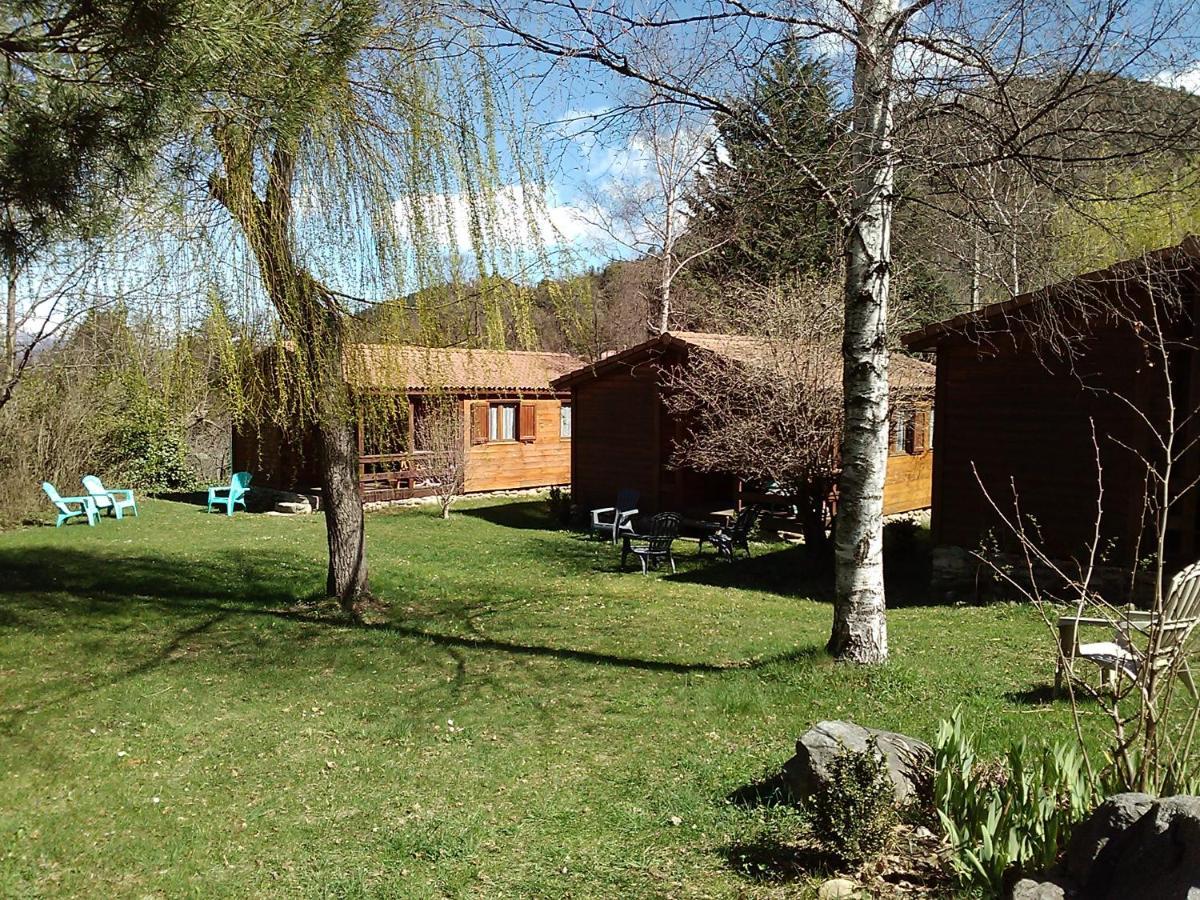 Les Chalets Quazemi A Casteil Bagian luar foto